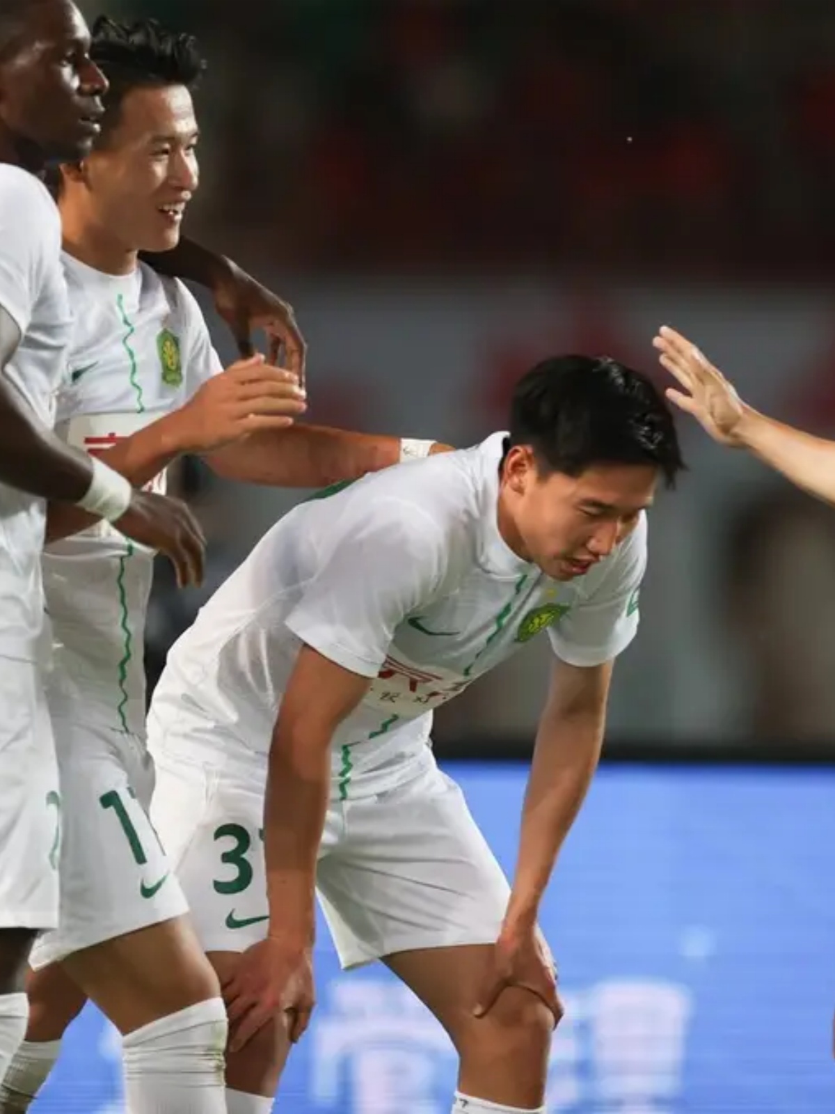 开云-包含芝加哥公牛发布备战花絮，赛后扳平良机，欧冠任务艰巨，医务组通报恢复的词条