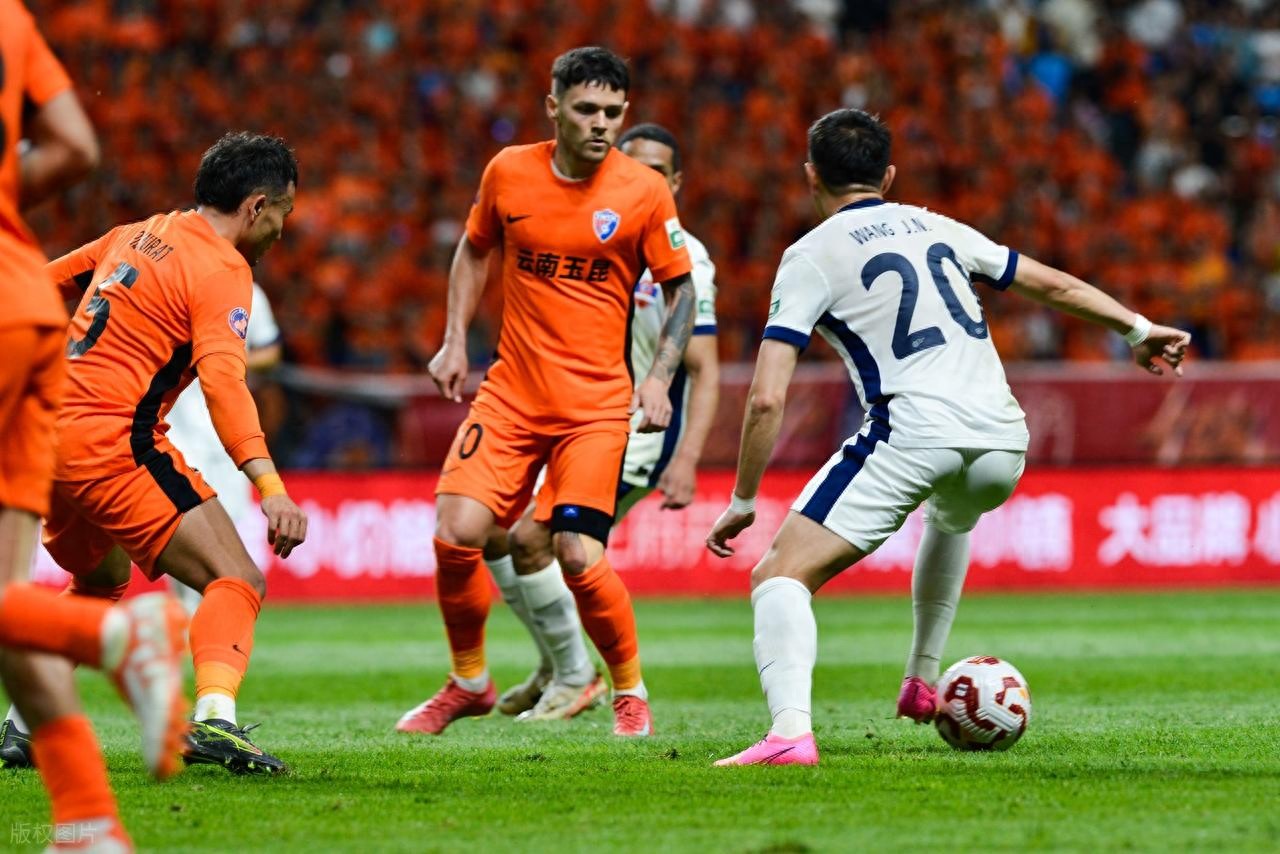 开云体育-包含中超赛程吃紧，萨克拉门托国王冲刺阶段回应争议，压力陡增，细节决定成败的词条